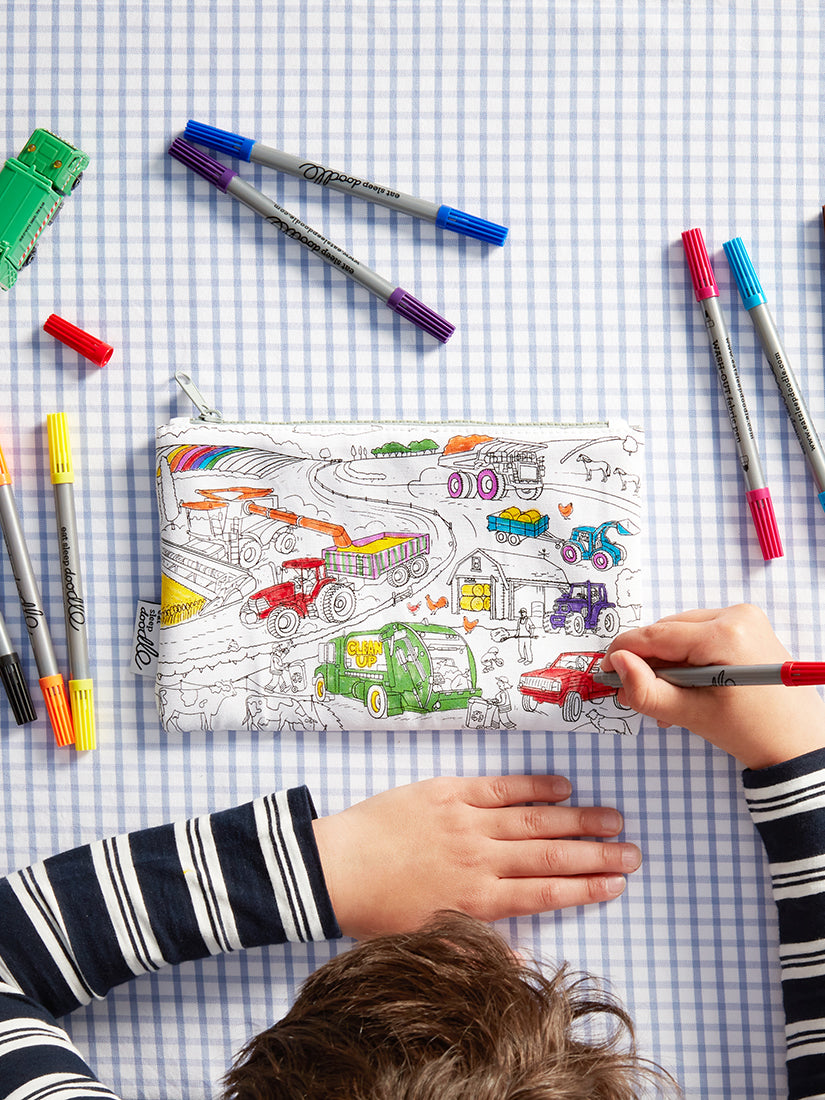 【キッズ】《Eatsleepdoodle》PENCIL CASE　cars, trucks and tractors