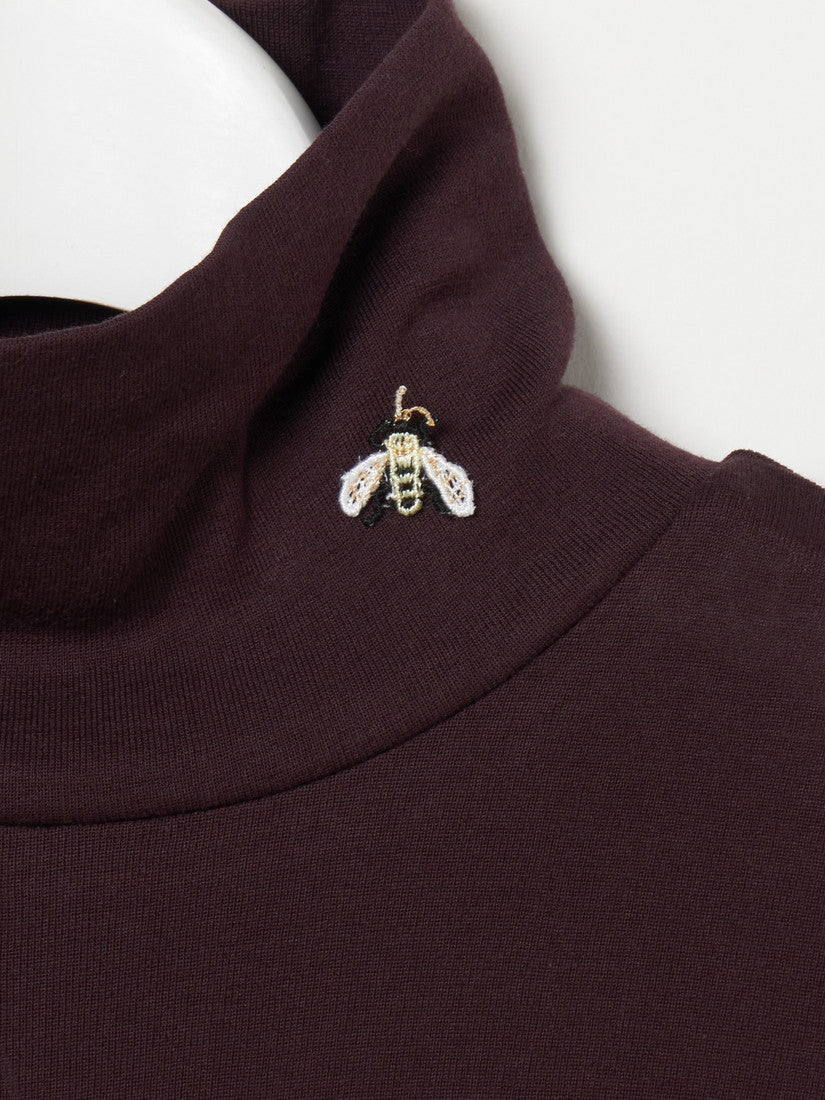 Cotton Frice High Neck T-shirts with Bee セーター