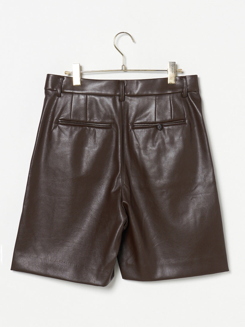 《PROVOKE》fakeleather shorts